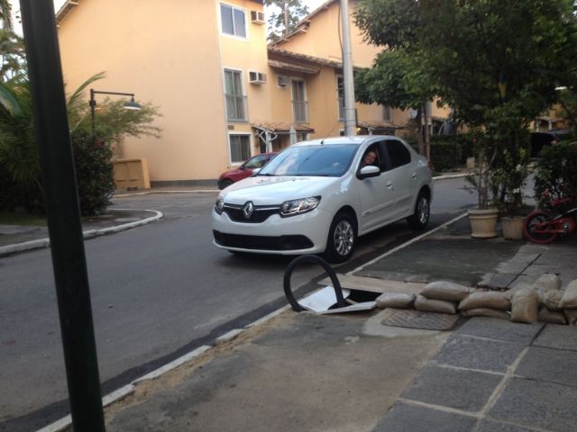 [Imagem: 345c0b10-1a93-416e-9ae7-43520da6080f_zpsec76378a.jpg]