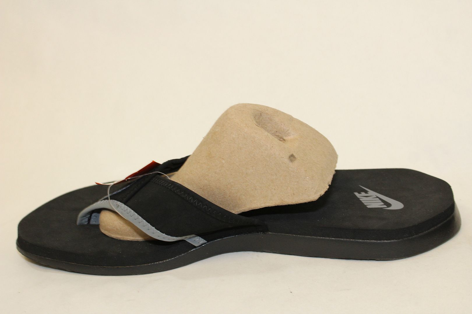 nike celso plus flip flops mens