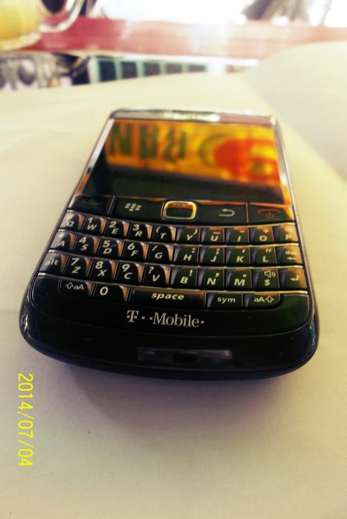 điện thoại blackberry 9780 t-mobile - 3