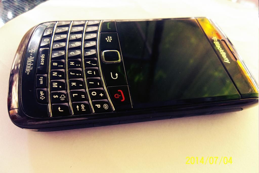 điện thoại blackberry 9780 t-mobile - 2