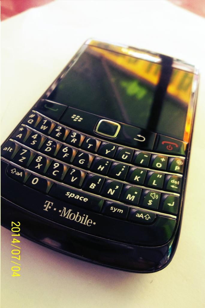 điện thoại blackberry 9780 t-mobile