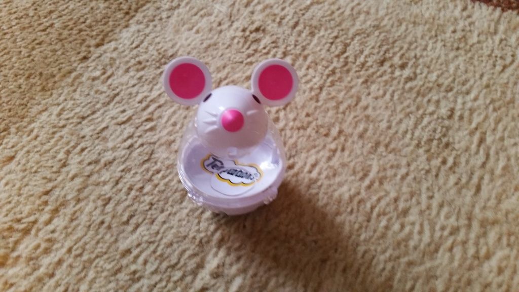 Temptations Snacky Mouse toy